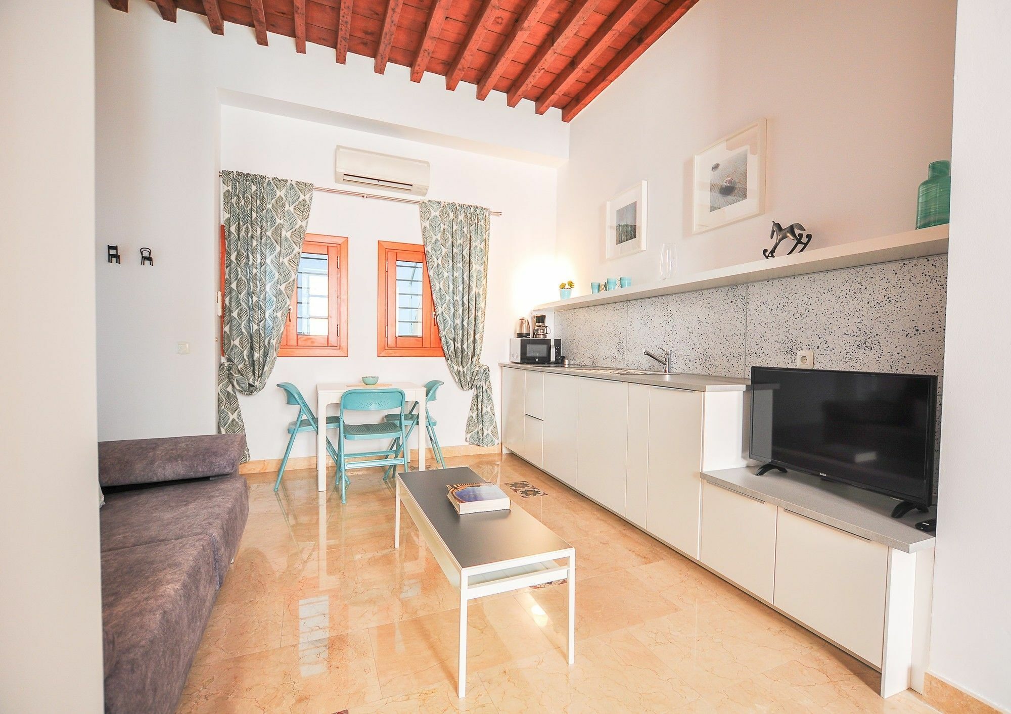 Renthas Vid Loft Apartment Malaga Exterior photo